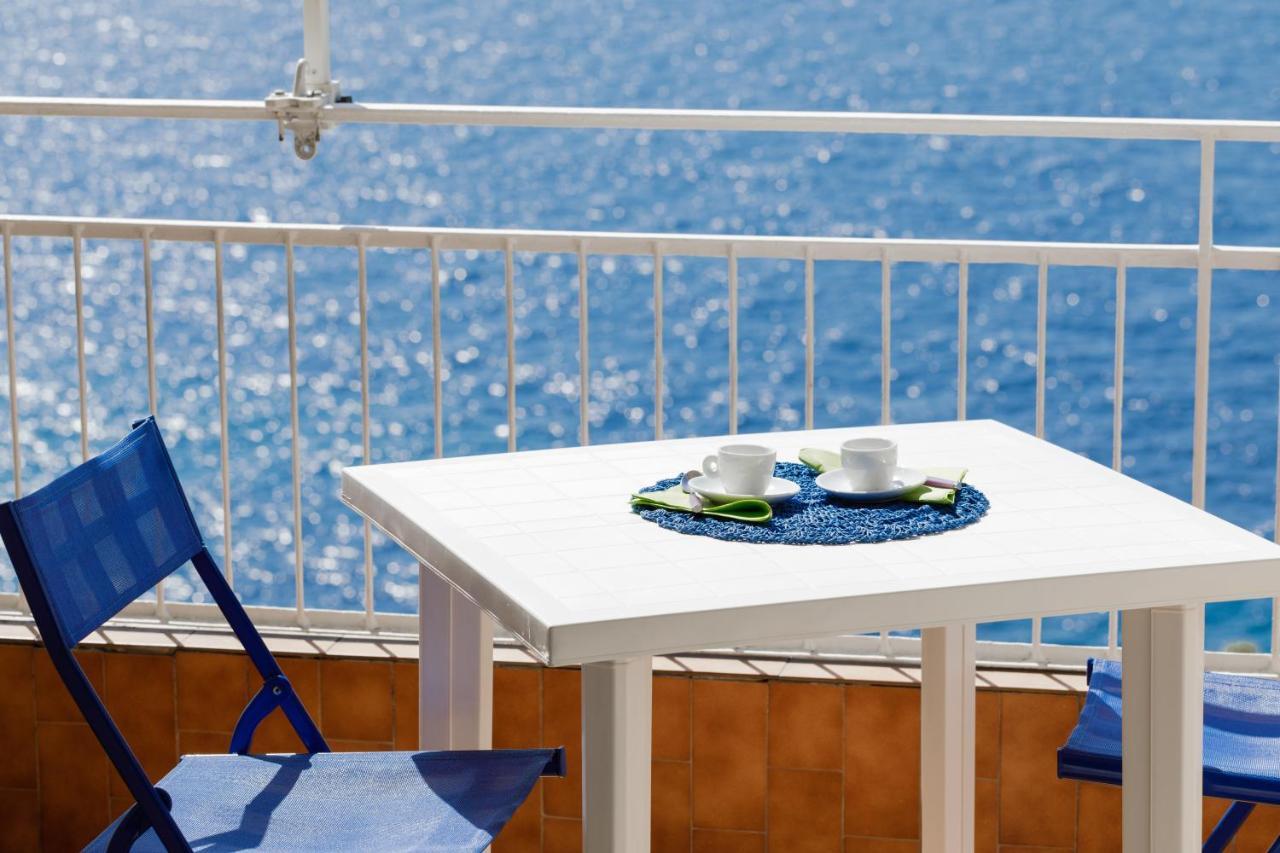 163 - Sunshine Suite 4 Fronte Vista Mare, 100M Spiaggia San Remo Buitenkant foto